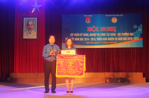 Hội đồng Đội tỉnh Hà Tĩnh vinh dự được Trung ương Đoàn, Hội đồng Đội Trung ương tặng cờ thi đua xuất sắc